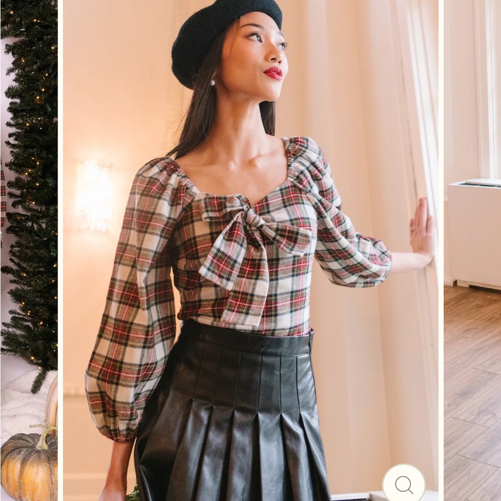 Ivy City Co Merry Top in Holiday Plaid